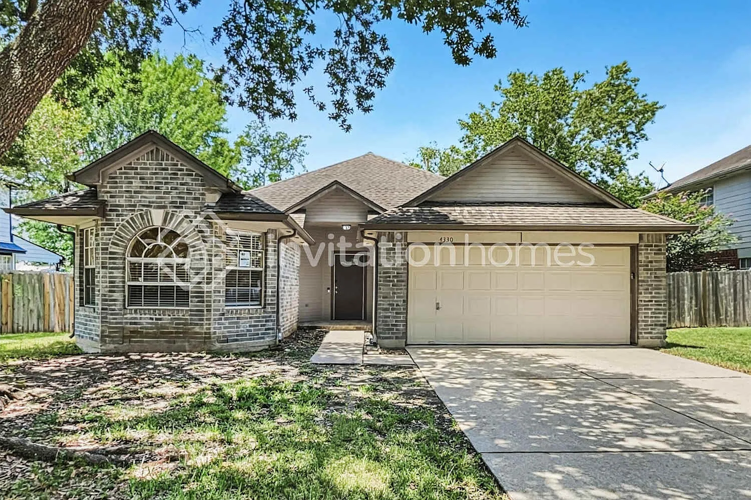 4330 Spoonbill Dr Seabrook, TX 77586 — Photo 1