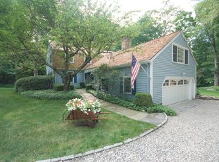 121 Whipstick Rd, Wilton, CT 06897