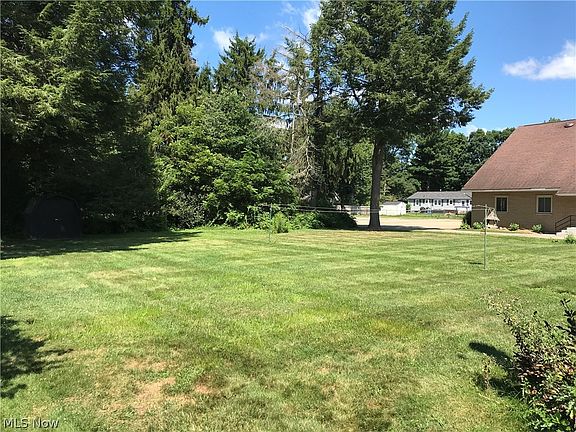 5th image of 2810 Canton Rd