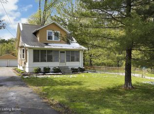 9202 Fairground Rd, Louisville, KY 40291
