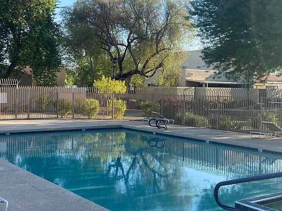 5th image of 8835 N 47th Ln