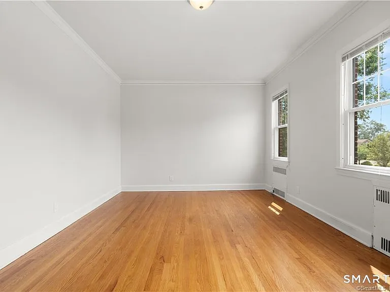 684 Farmington Ave #B6 — Photo 6