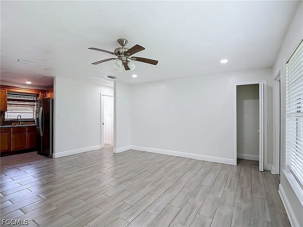 3 bed, 2.0 bath, 1102 sqft, $2,200 — Photo 4