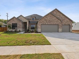 804 Abbey Rd, Van Alstyne, TX 75495
