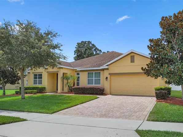 3435 Cypress Grove Dr, Eustis, FL 32736