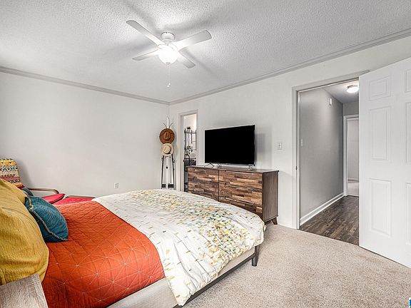 3rd image of 1625 Ashwood Ln