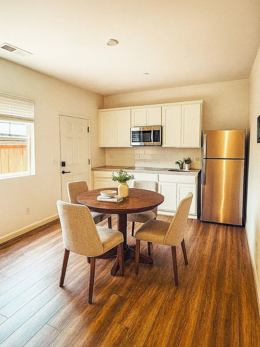 3065 Newfoundland Dr #2 photo 1
