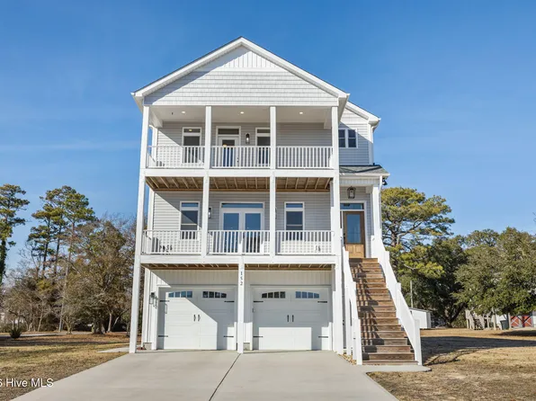 152 Pelican Drive, Newport, NC 28570