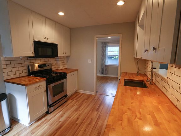 5th image of 439 Loveman Ave