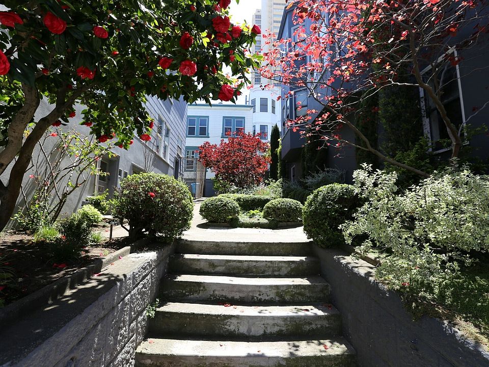 1st image of 833 Union St