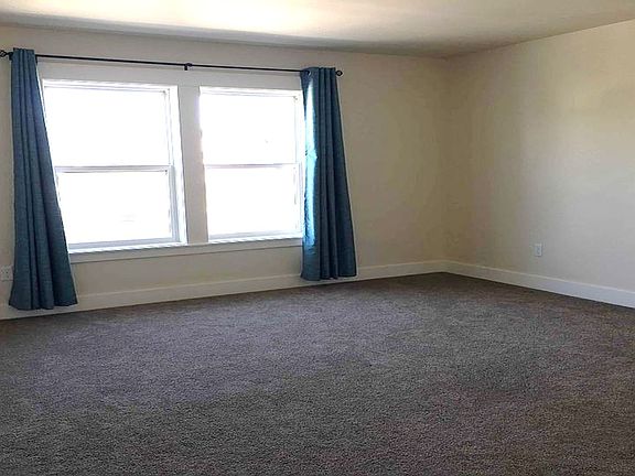 5th image of 1711 Lone Pine Dr
