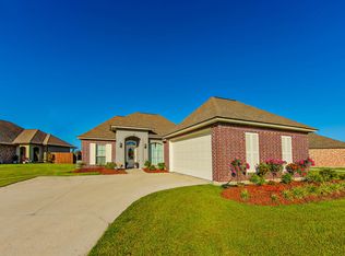 156 Lake Howard Ave, Thibodaux, LA 70301