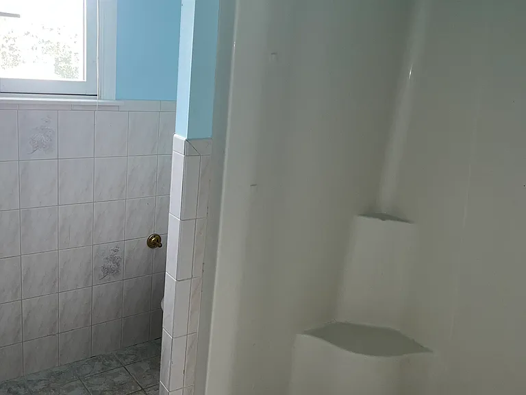 11 Reese Ave #C — Photo 21