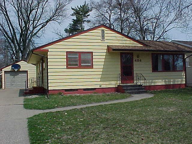 1st image of 484 E Sarnia St