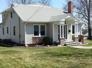 11 Howard St, West Haven, CT 06516