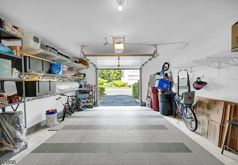 200 Barringer Dr — Photo 25