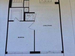 15 Watergarden Dr #306, Mississauga, ON L5R 0G8