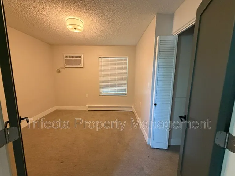 3431 Stover St #E520 — Photo 9