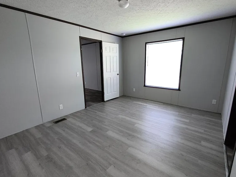 9 W Ashwood Dr — Photo 14