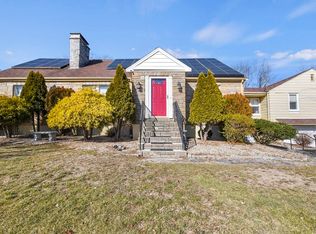 1 Jionzo Rd, Milford, MA 01757