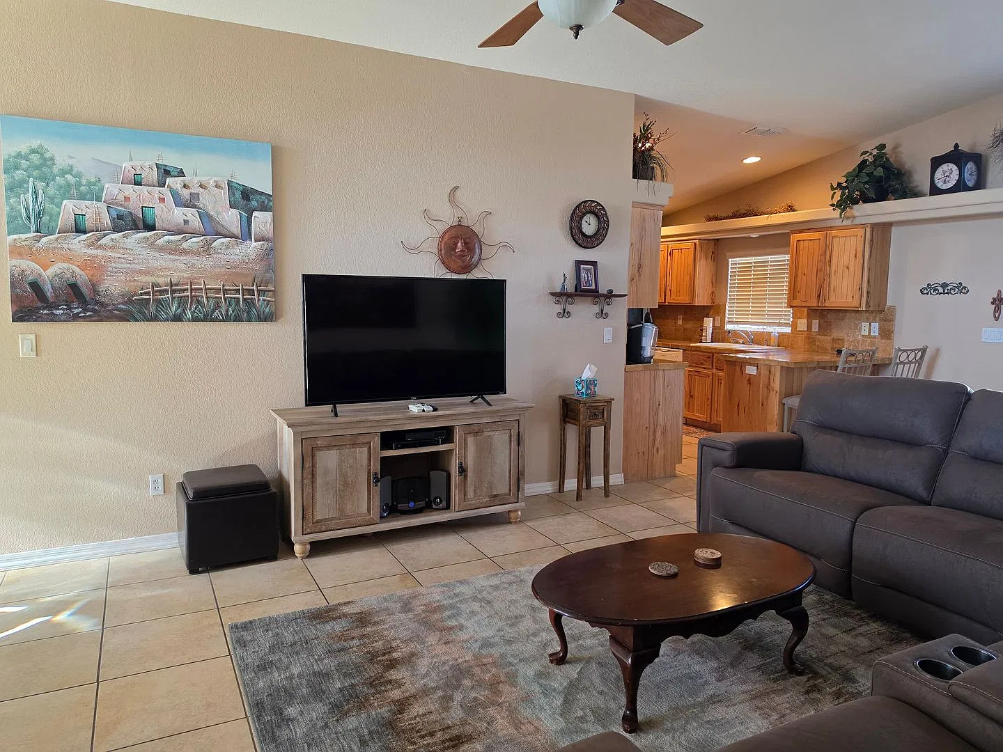 Avail 2027 Winter Furnished Home — Photo 4