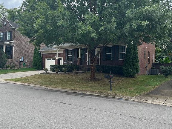 2nd image of 226 Sterling Woods Dr