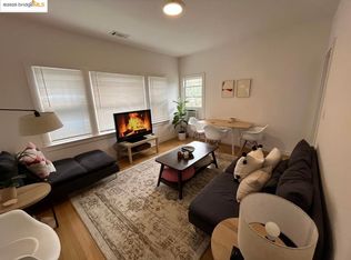 2942 Hillegass Ave APT 3, Berkeley, CA 94705