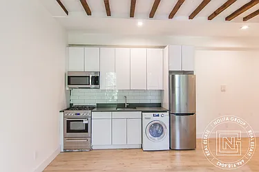 Rented by Nolita Group