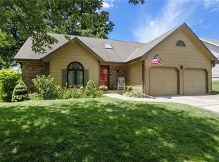 3710 NE Stanton St, Lees Summit, MO 64064