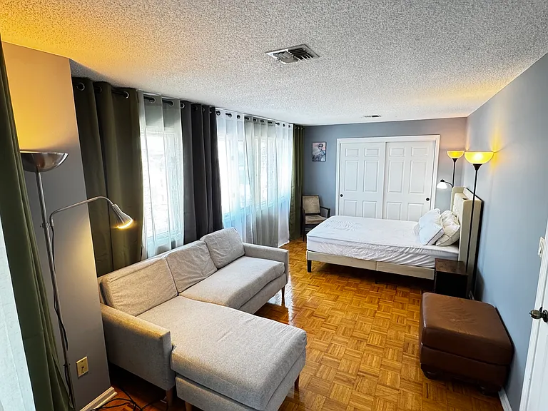 41-51 Wilson Ave #3G — Photo 4