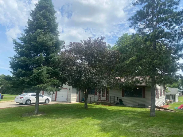 N6312 Hillcrest Rd, Pardeeville, WI 53954