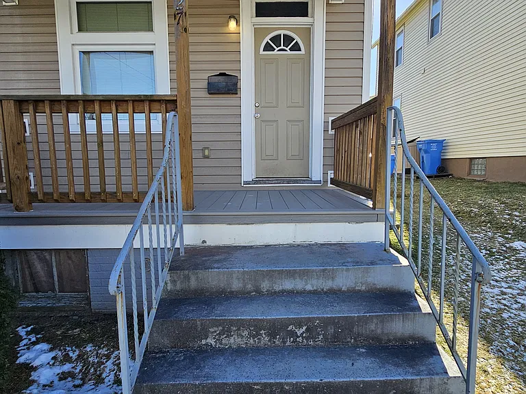 227 Magazine St — Photo 15