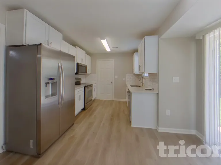 9022 Jaldena Dr — Photo 6