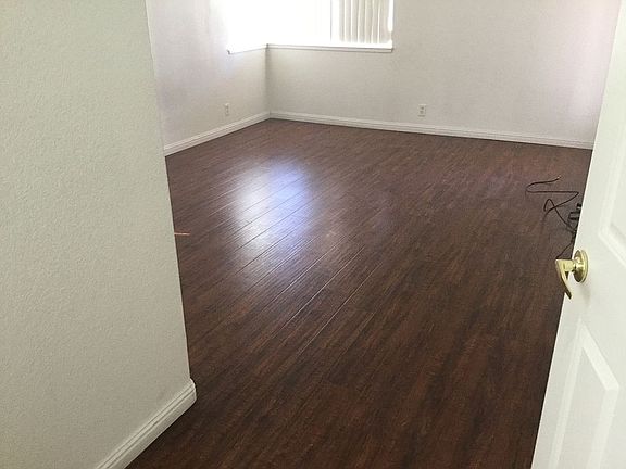 5th image of 1245 Country Club Dr