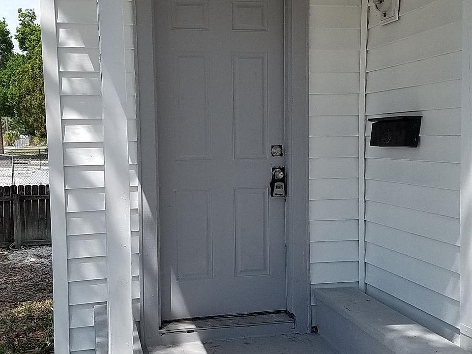 1st image of 1220 40th St S