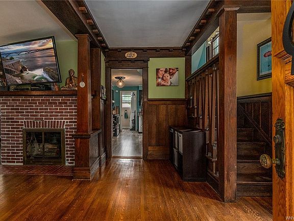 4th image of 64 Huntington Ave