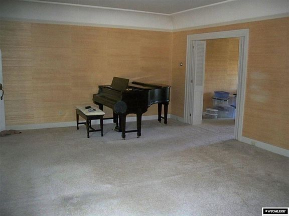 3rd image of 713 B St