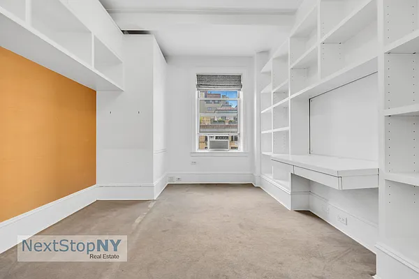 Sold by NextStopNY | media 27