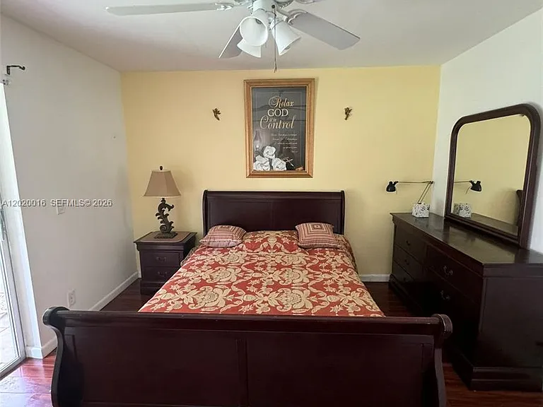 221 Kent M #221 — Photo 12