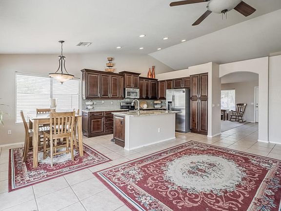 2466 S Rowen Mesa AZ 85209 USA-large-006