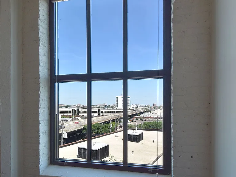 Paper Box Lofts — Photo 14
