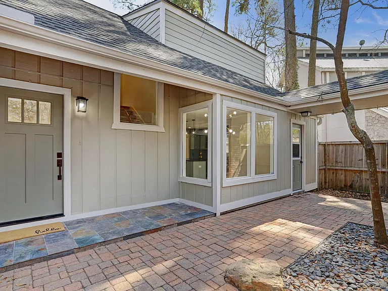 138 S Timber Top Dr — Photo 4