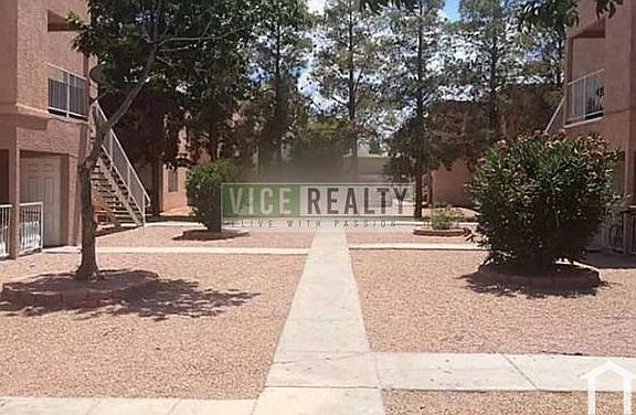 3rd image of 1662 N Lamont St APT 202