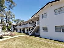 5th image of 98 Parkway Dr Unit 8A