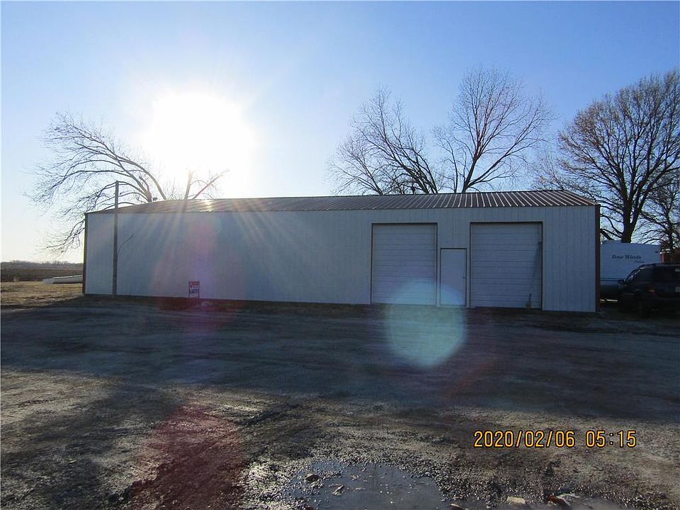 2nd image of 644 NW 5th St