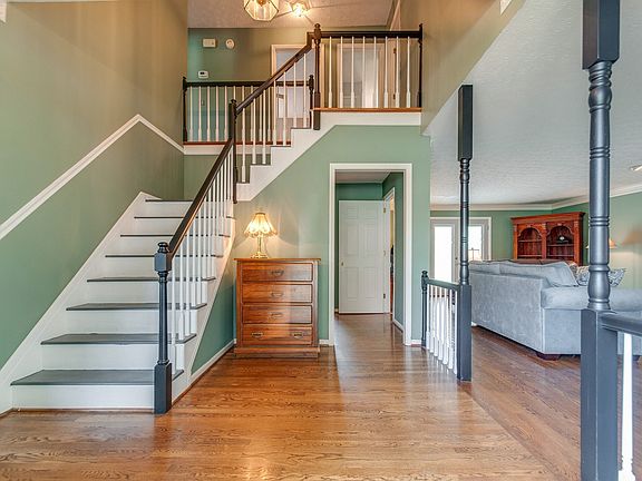 2nd image of 7401 River Park Dr