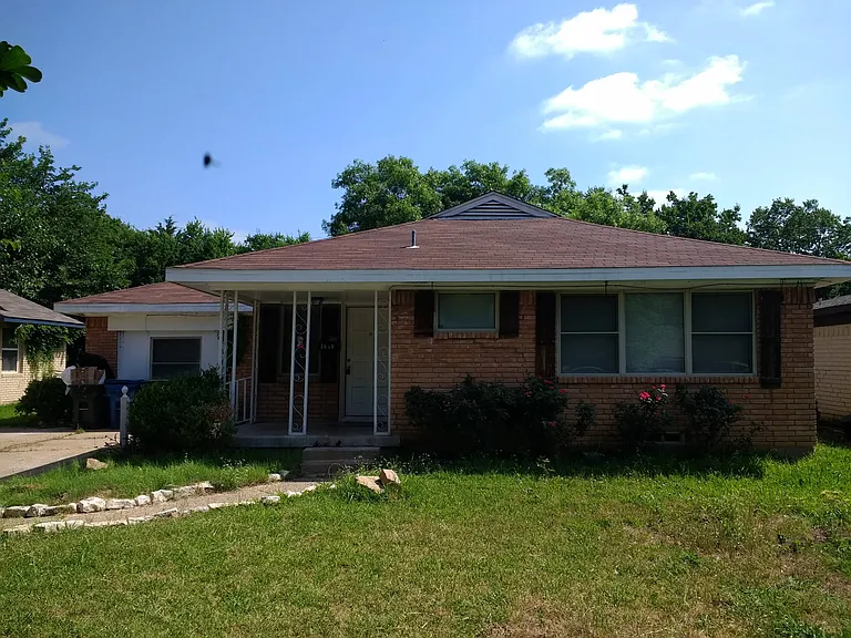 1610 Parkhaven Dr — Photo 2