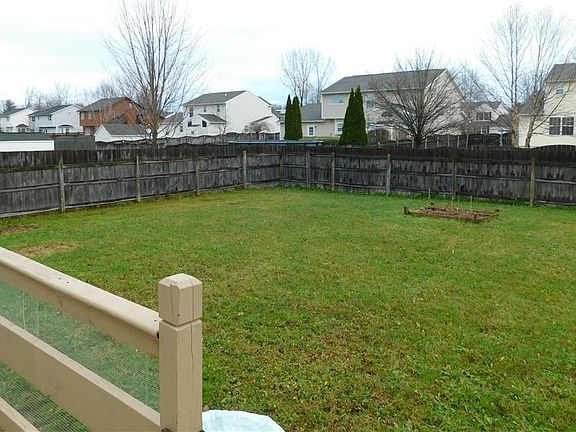5th image of 8012 Fir Dr