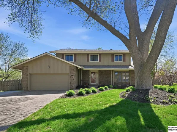 1875 S 131st Ave, Omaha, NE 68144