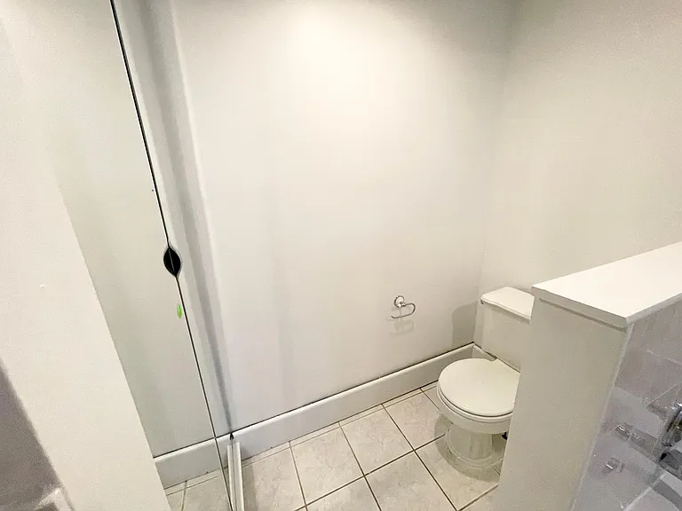 4640 Sansom St #1A — Photo 19